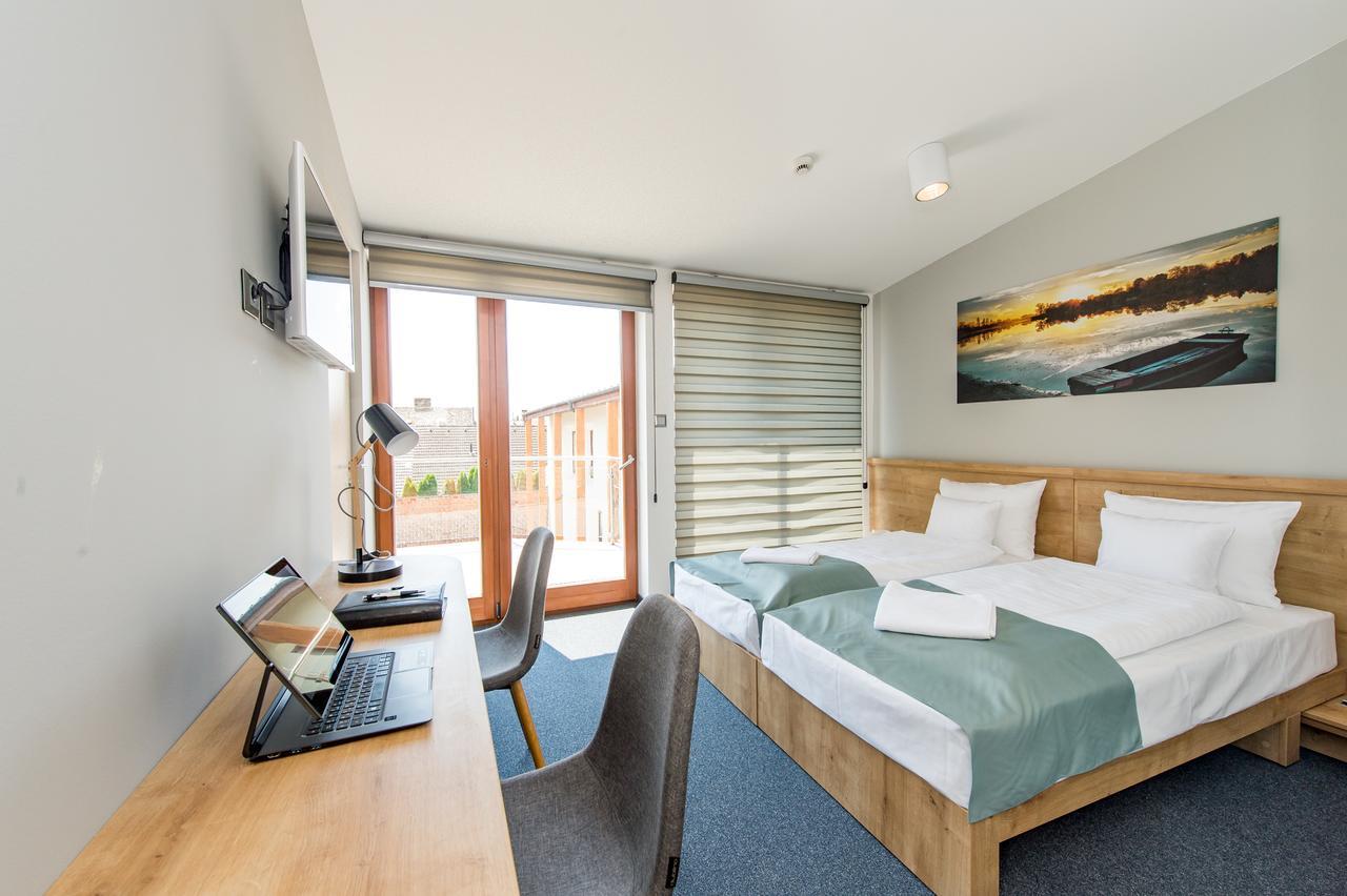 Pilvax Hotel Superior คาลอชชา ภายนอก รูปภาพ