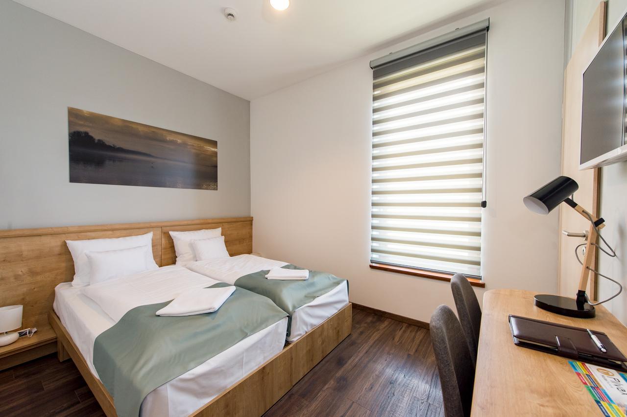Pilvax Hotel Superior คาลอชชา ภายนอก รูปภาพ